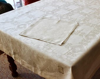 Nappe en lin damassé vintage, 4 serviettes de table à tissage ajouré, set de table blanc cassé tchèque, inutilisé, magnifique 58 pouces carré