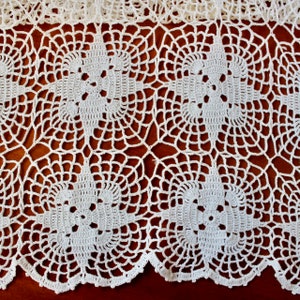 Vintage Lace Runner Crochet Hand Linen Cotton Off White Dresser Scarf Star Pattern 50 inches image 3