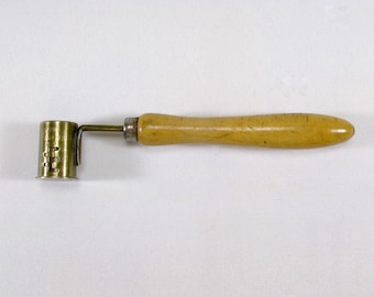 French Gunpowder  Measure, Brass Gunpowder Measure, French Gunpowder Measure,  Grammes Poudre Measurement (307)