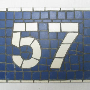 Placa de número de casa nº 57, placa original francesa azul e branca, placas de mosaico, placas francesas, placa de número de casa francesa, azul e branca (136)