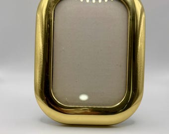 Vintage Polished Brass Picture Frame - 4x6 Rounded Bubble Edge Tabletop Frame with Velvet Back, Mid-Century Regency Photo Decor
