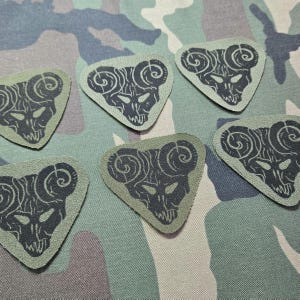 Patch Pick of Destiny-linogravure imprimée à la main