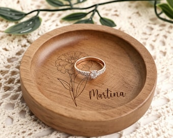 Engraved Wooden Jewelry Dish, Birth Flower Ring Dish, Personalized Name Ring Holder, Walnut Beech Wood Tray, Bridesmaid Gift, Mothers Day
