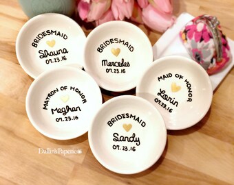 Personalized RING DISH, Bridesmaid Gift, Maid of Honour gift, hand drawn, Hand painted, Bridal shower gift, Customized gift, trinket dish