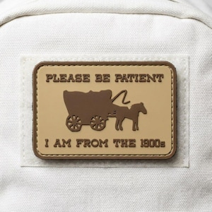 Lustiger Millennial PVC Aufnäher | I'm from the 1900s Retro Meme Moral Aufnäher | 90er Jahre Kid Nostalgie Klett Anstecker für Rucksack Jacke Hut