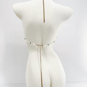 Collana per il corpo a forma di conchiglia blu, reggiseno a sirena, outfit da rave festival, gioielli bikini boho da spiaggia immagine 2