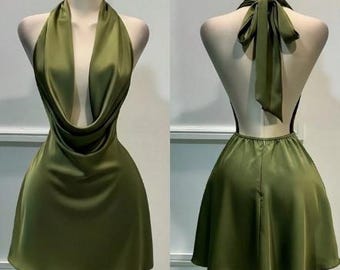 Guía en PDF del minivestido halter de satén color oliva