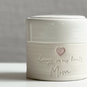 Custom Ceramic Cremation Urn: Personalized Mom Keepsake Urn