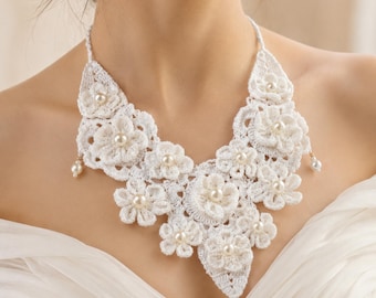 Modèle de collier de mariée au crochet, bijoux de mariage en perles et fleurs (PDF), tutoriel pour un collier en dentelle florale