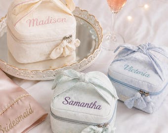 Personalized Embroidered Makeup Bag,Cute Floral Bow Cosmetic Pouch, Practical Travel Organizer,Gift for Her,Bridesmaid Gift,Travel Bag