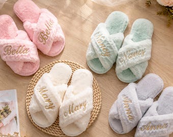 Personalized Fluffy Slippers,Bridesmaid Gift,Custom Fluffy Slippers,Custom Bride Slippers,Bride to Be Gift,Bachelorette Party Gift