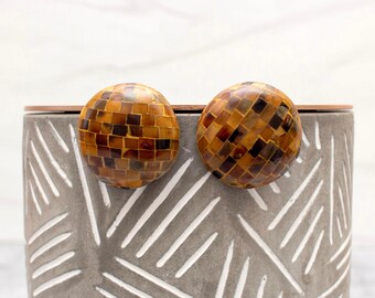 Vintage 1980s Brown Shell Round Earrings - Mosaic Mother of Pearl Circle Statement Earrings