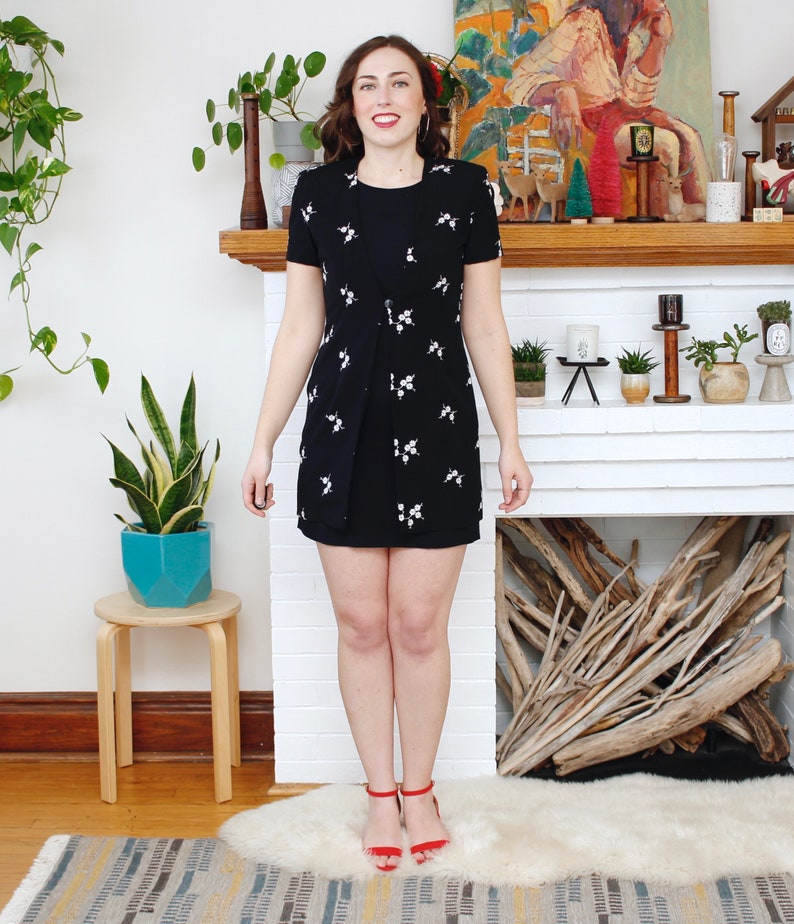 XS Vintage 1990s Mini Dress /& Jacket Black White Embroidered Floral Jacket Short Dress