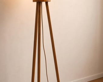 Modern Wooden Tripod Floor Lamp, Scandinavian Wood Floor Light, Japandi Standing Lamp, Mid Century Modern Lighting, Nordic Home Decor