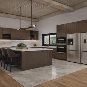 Peut inclure: Une cuisine &eacute;quip&eacute;e d'armoires en bois fonc&eacute;, d'un grand &icirc;lot central avec un comptoir blanc et de quatre tabourets sombres. Les appareils en acier inoxydable incluent un four double et un r&eacute;frig&eacute;rateur. Une cr&eacute;dence en marbre est visible.