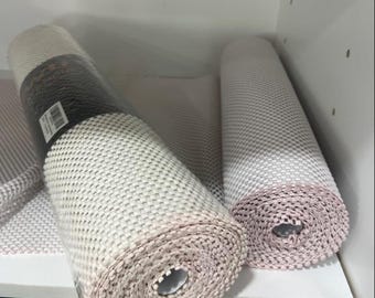 Non Adhesive Shelf Liner Roll, Non Slip Drawer Liner for Kitchen Cabinets, Washable Grip Mat for Shelves, Cupboards, Desk Organizer.