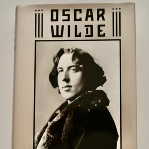 Oscar Wilde Richard Ellmann vintage book biography 1988 first American edition HC VG condition English Irish literature Victorian