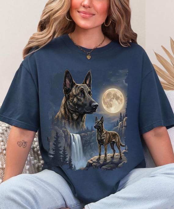 Dutch Shepherd Retro 90s Animal Graphic Tee, Vintage Dutchie Lover Tshirt Gift, Full Moon Nature Y2k 2000s Goth K9 Police Military Dog Shirt