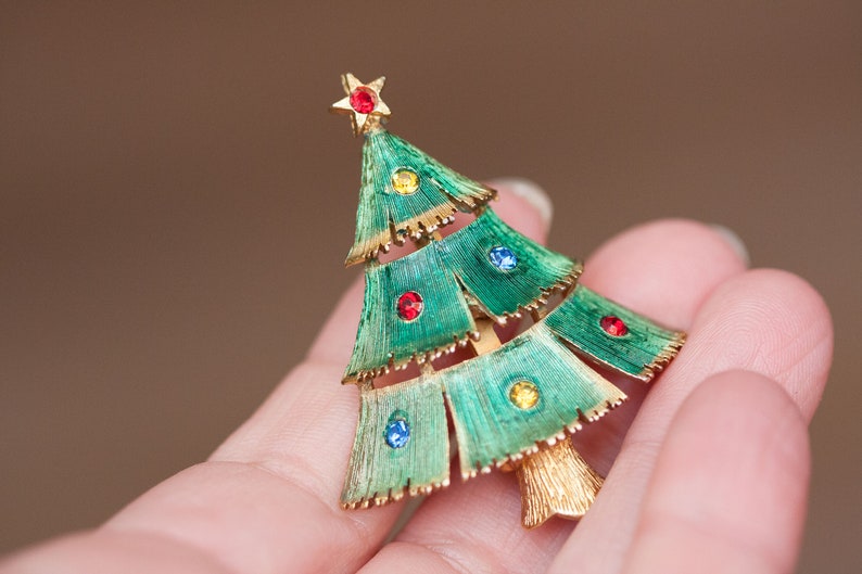 Christmas Tree Rhinestone Brooch Pin Vintage Christmas Jewelry Vintage Holiday Earrings Signed Jonette Jewelry Vintage Jewelry Set