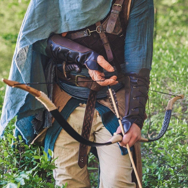 Leather Archery Arm Guard, Medieval Renaissance Glove - Woodland Archer - /F/ (AB)