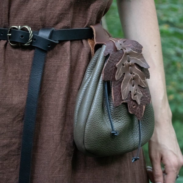 Pochette ceinture feuille de fée, sac en cuir, festival fantastique - Pochette Woodland Chêne - /F/ (AB)