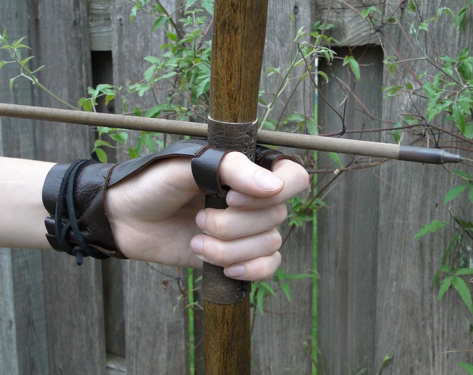 traditional archery gloves