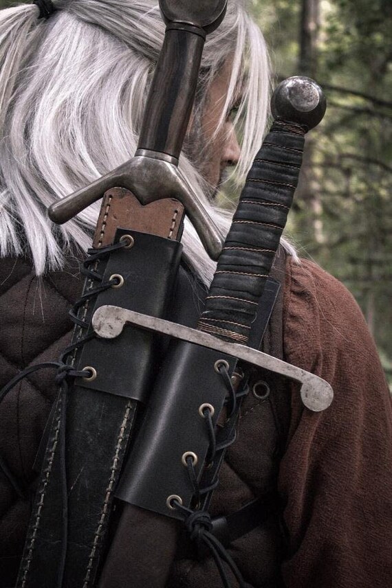 Back Double Sword Strap, Leather Harness Scabbard Medieval LARP Assassin  /F/ AB - Etsy