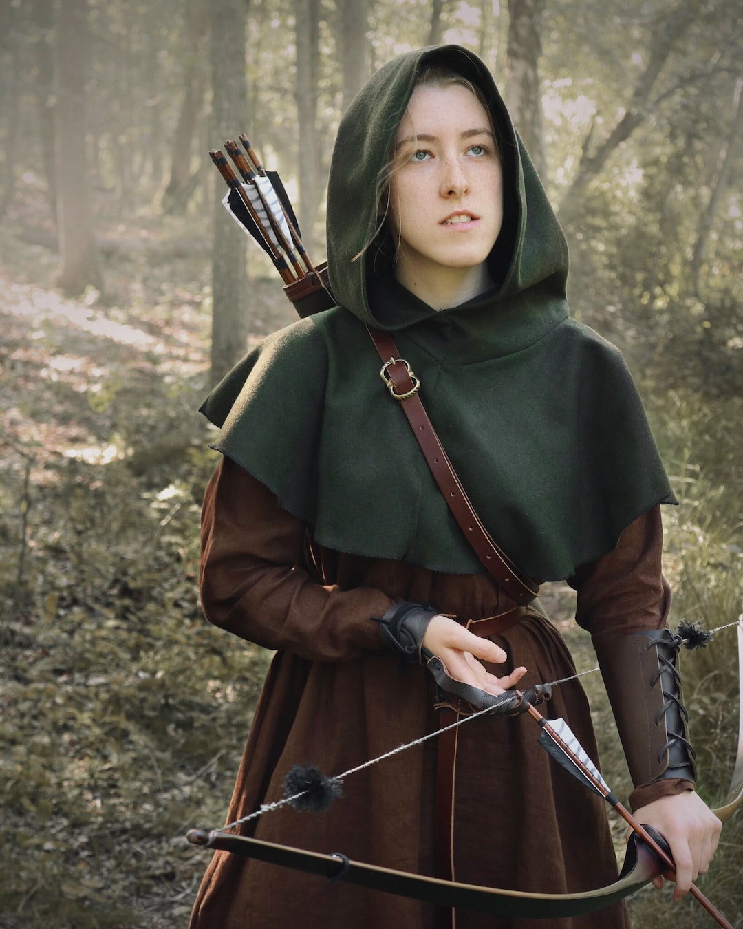 ウール製中世フード、四分の一スリット入りケープレット、ルネッサンス