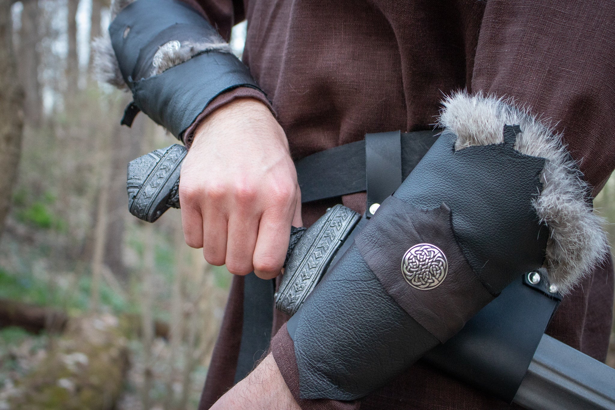 Celtic Leather Gloves - Brown