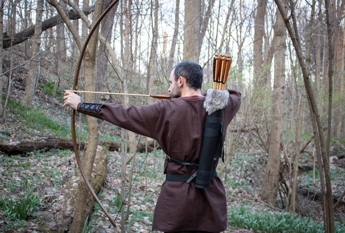 Inzopo Bogenschießen Köcher Aus Leder - Seitenköcher Für Pfeile Mit Gürtelbefestigung | Platz Für 6 Pfeile