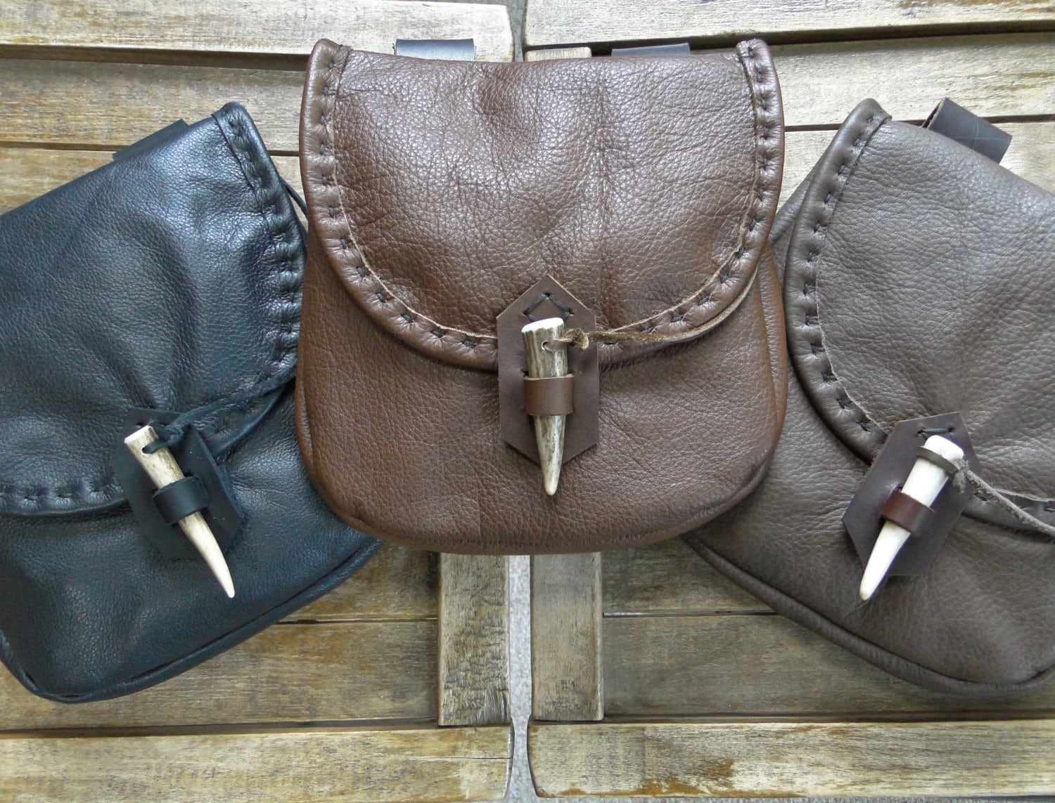 Medieval Leather Pouch, Renaissance Bag, Deer Antler Point Closure