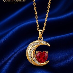 Colgante de media luna con rubí rojo tallado en corazón, hecho a mano en oro amarillo de 14 quilates y plata de ley 925, colgante de corazón de luna para mujer, colgante de piedras preciosas