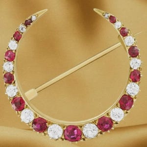 Ruby diamanten broche in Victoriaanse stijl – Antiek gouden hemelspeld