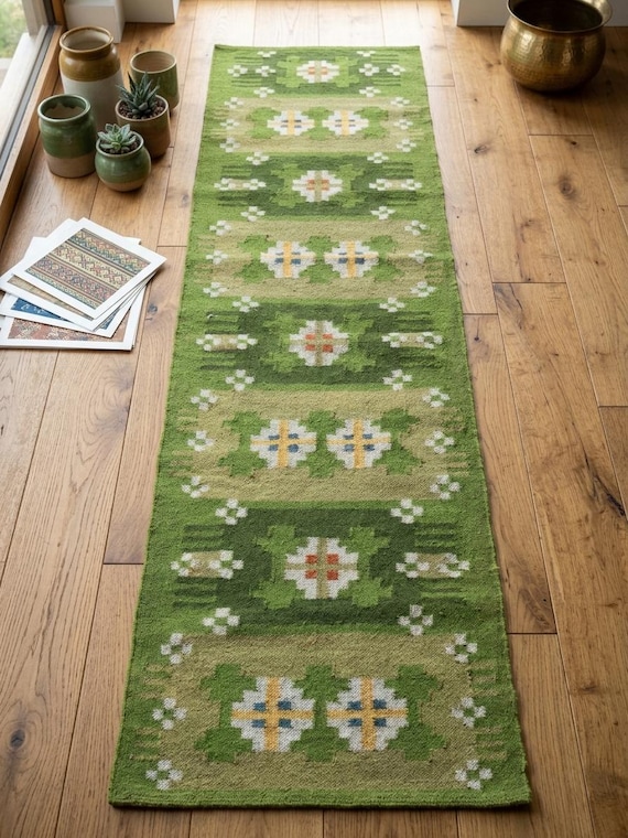 Handwoven Wool Jute Kilim Rug: Colorful Bohemian Nordic Dec