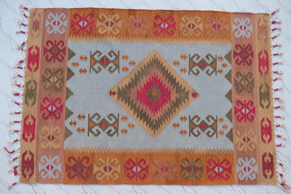 Handwoven Kilim Wool Rug - Vintage Geometric Tribal Area Rug with Fringe - Southwestern Flatweave Accent Rug - Terracotta, Pink & Slate Blue