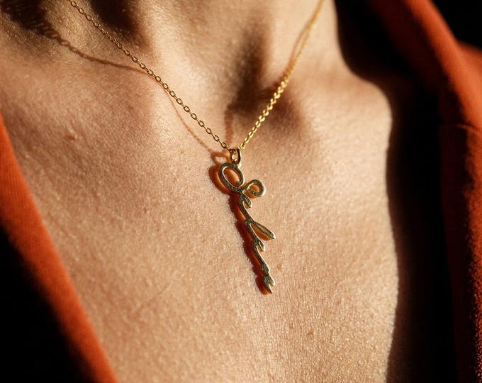 Solid Gold Vertical Name Necklace, Minimal Personalized Pendant, 14K Custom Jewelry