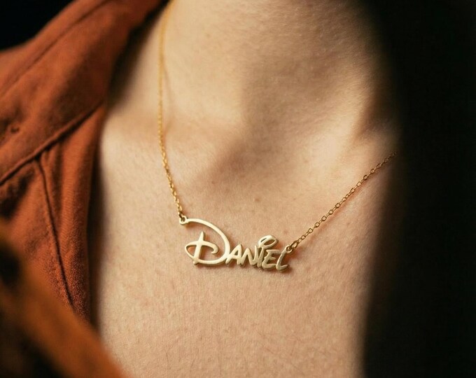 18K Solid Gold Script Name Necklace, Bespoke Fine Jewelry for Her