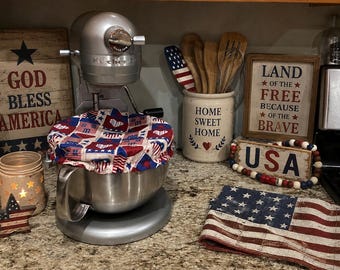 Patriotic USA bowl cover,  4th of July, 100% cotton, reusable, eco-friendly, dough proofing, food storage, farmhouse kitchens. Kitchen decor