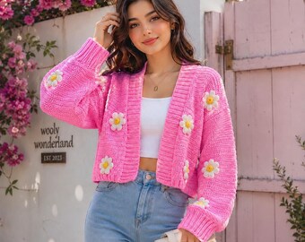 Cardigan au crochet rose fait main, pull en tricot floral ouvert sur le devant, superposition bohème cottagecore