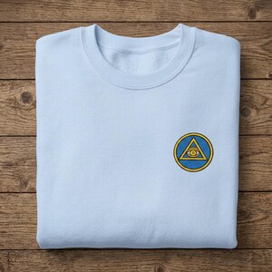 Bluza z okrągłym dekoltem Myth School | Bluza z nadrukiem inspirowanym Wizard101 Gamer Girl | Bluza Magical Academia | Prezent dla graczy fantasy