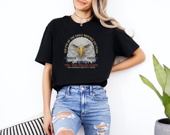 Camiseta con estampado de águila de 250 años, regalo histórico del 250 aniversario de EE. UU., diseño de fuerza, libertad y sabiduría, camiseta unisex con el ojo del águila.
