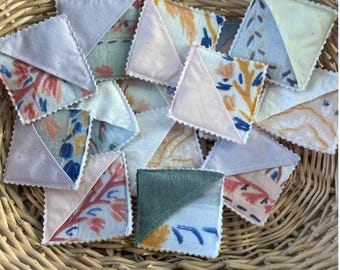 Marcapáginas de esquina con diseño de patchwork misterioso, juego de 3 piezas de tela reciclada.