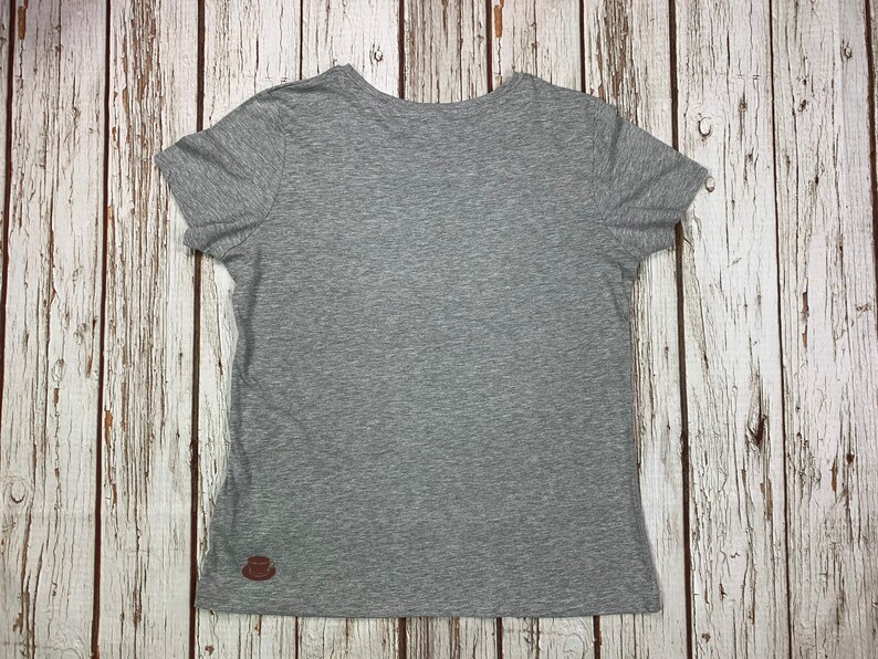 Bourbon Biscuit T-Shirt. Organic cotton Woman's Heather Grey top, Ladies clothing XS-XXL. Casual clothing for the sweet toothed image 6