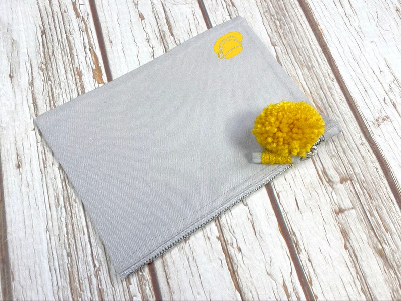 Nice pouch. British Biscuit pencil case. Mellow yellow with PomPom. Cosmetic case, make-up bag image 4