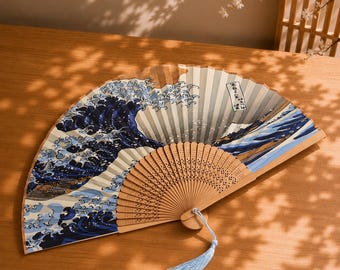 Abanico plegable Kanagawa Wave, abanico japonés vintage de tela y bambú, decoración asiática.