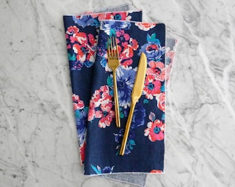Dinner Napkin, Floral Table Linens, Blue Floral Cloth Napkins, Farmhouse Napkins, Everyday Cloth Napkins, Wedding Napkins, Navy Blue Floral