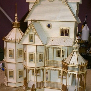 1:24 Ashley Abigail, A Victorian Wooden Dollhouse KIT, Half Scale image 5