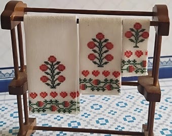 Kit de toallas de baño en miniatura para casa de muñecas a escala 1:12, bricolaje, estilo folklórico, escala de una pulgada