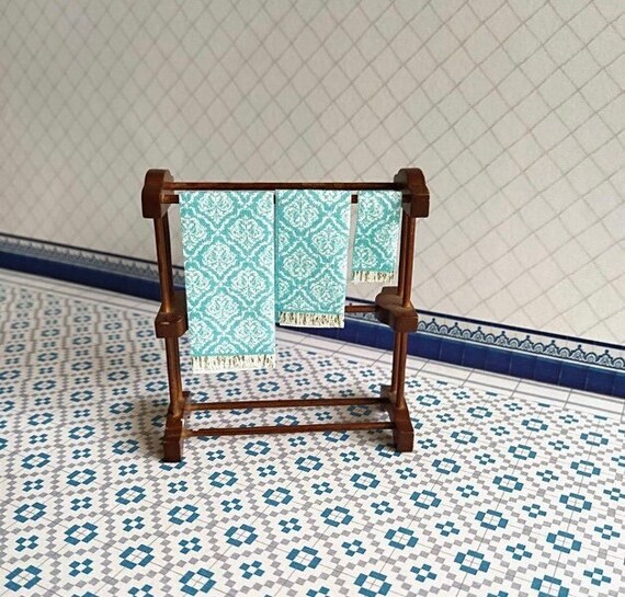 1:12 Dollhouse Miniature Bathroom Towels Kit, Dollhouse DIY, Ankara Blue, Scale One Inch