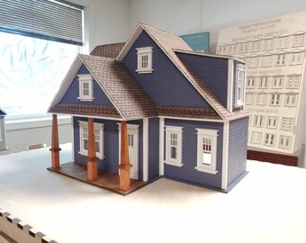 Clarkson Craftsman Cottage Dollhouse 1:24 scale 
